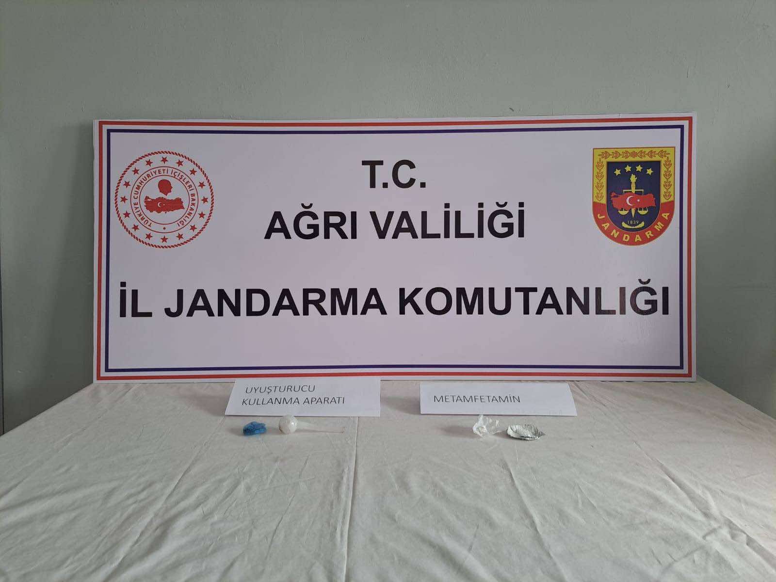 Jandarmadan Uyuşturucu Operasyonu: 1 Gözaltı