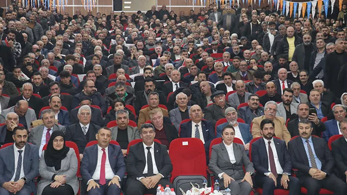 AK Parti Ağrı adaylarını tanıttı