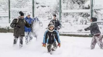 Ağrı’da okullar tatil edildi