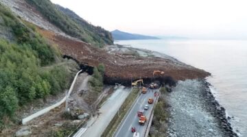 Artvin’de heyelan: 4 kişi hayatını kaybetti