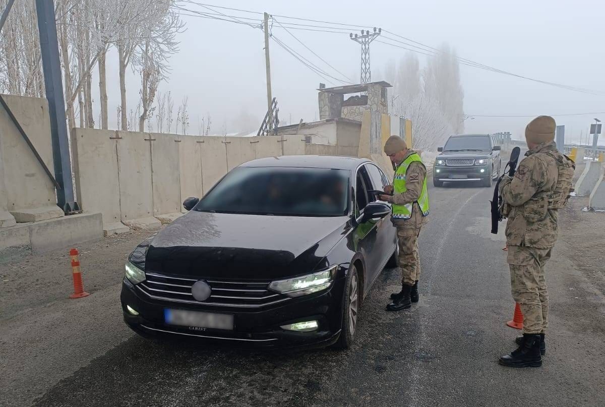 Ağrı’da asayiş uygulaması